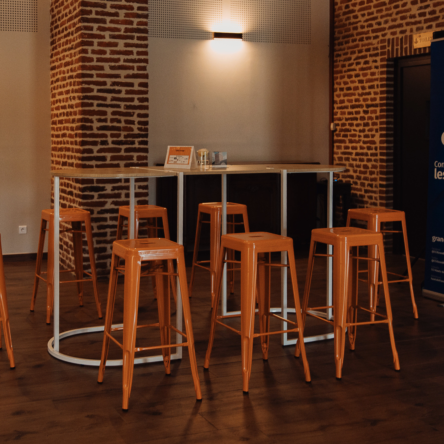 Tabouret Metal Orange 2