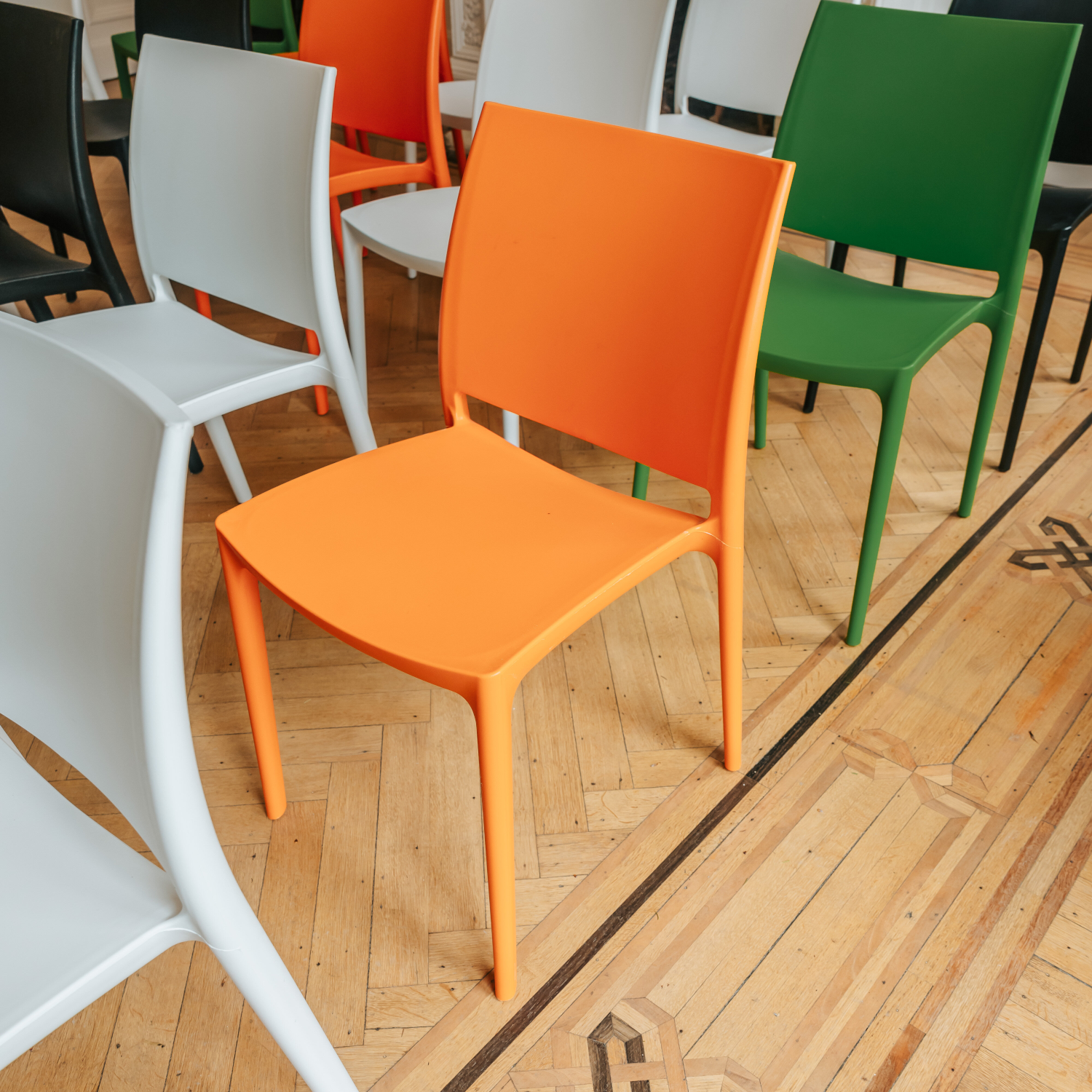 Chaise Polypro Orange 2